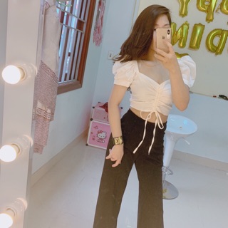 Áo trễ vai ai màu đen trắng
