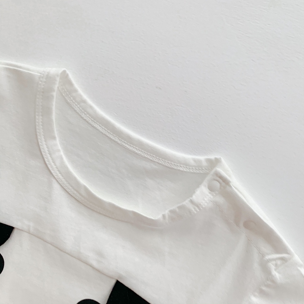 Áo liền quần ngắn tay hình gấu trúc cho bé sơ sinh