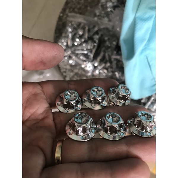Ốc 10li Salaya inox 304 gắn chân kính pát heo, chân phuộc, treo pô 10li10 chân kính 10li23 10li30 10li40 10li50 10li60