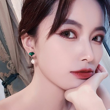 Bông tai đính đá xanh ngọc trai nhân tạo
