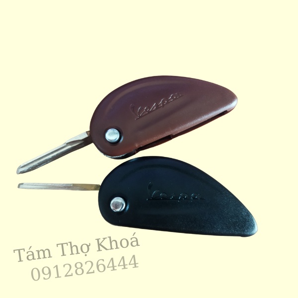 Chìa khoá VESPA 946 flip gập đầy đủ 2 màu )