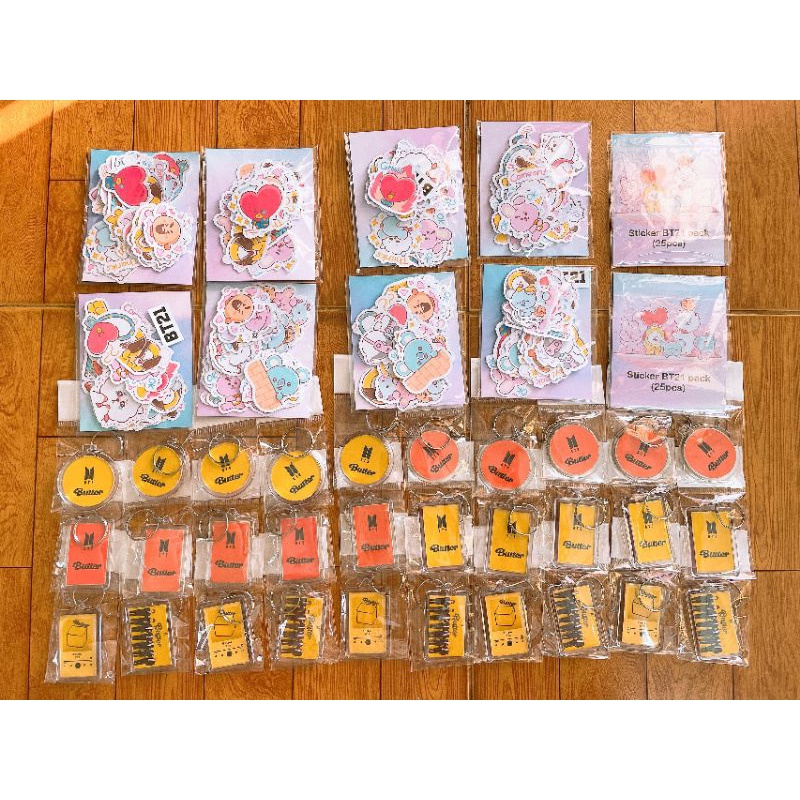 [BTS]SET QUÀ TẶNG BTS BUTTER - Móc khóa khung ảnh nhựa, griptok, popsocket điện thoại, pin huy hiệu, sticker trang trí | BigBuy360 - bigbuy360.vn