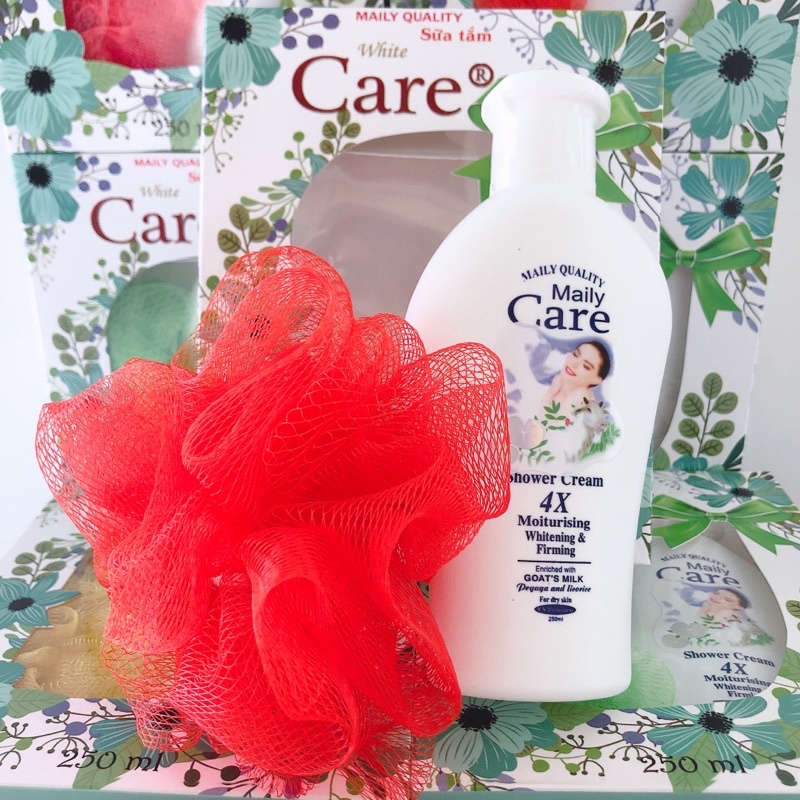 Sữa Tắm Dê White Care 4x 250ml tặng kèm bông tắm chính hãng