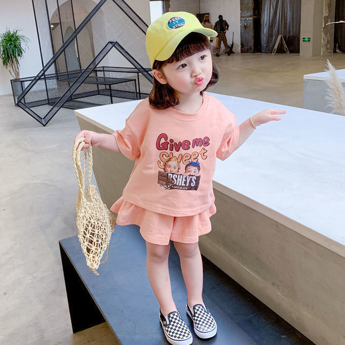 Set áo thun ngắn tay + quần short dễ thương dành cho bé gái