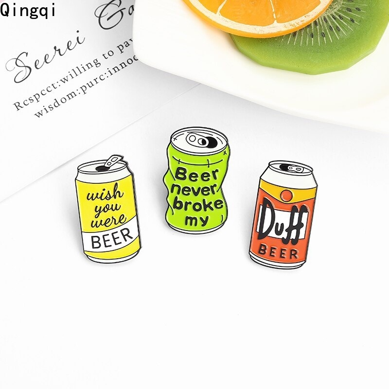 Huy hiệu cài áo Miss Zoe hình lon bia độc đáo đáng yêu