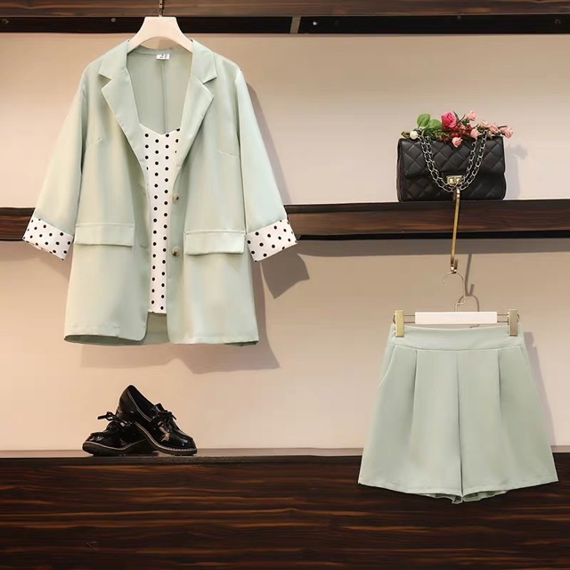 Bigsize L-4XL Set 3 chi tiết: Áo khoác blazer + áo 2 dây chấm bi + short