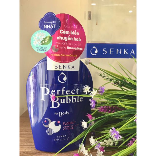 Sữa tắm dưỡng ẩm hương hoa tươi mát Senka Perfect Bubble for Body Floral 500ml