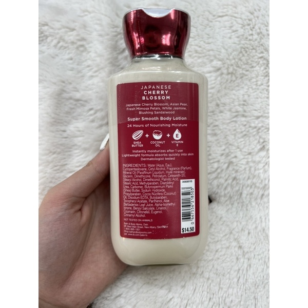 Body lotion sữa dưỡng thể Japanese Cherry Blossom 236ml