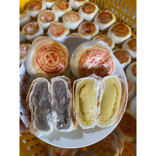 Bánh pía truyền thống Sóc Trăng nhân đậu 320gam  không trứng