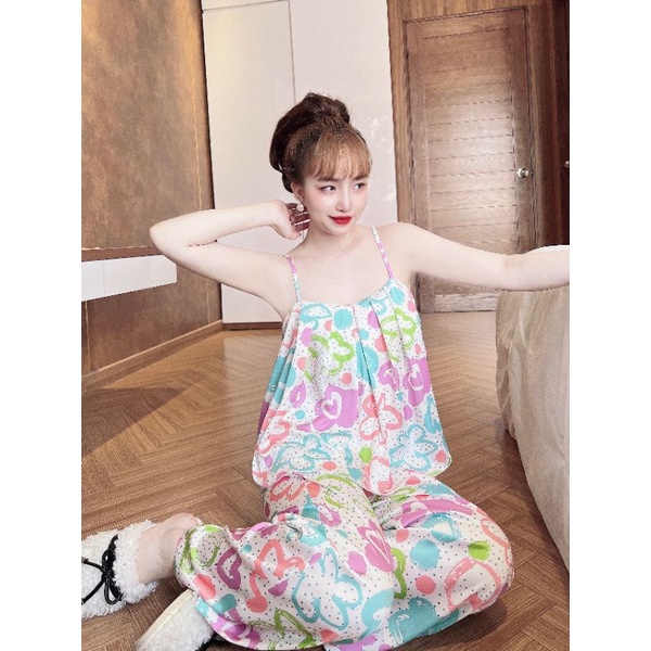 Bộ lụa dập ly hai dây quần dài, họa tiết xinh xắn