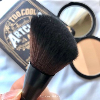 Phấn tạo khối Too Cool For School (kèm cọ)
