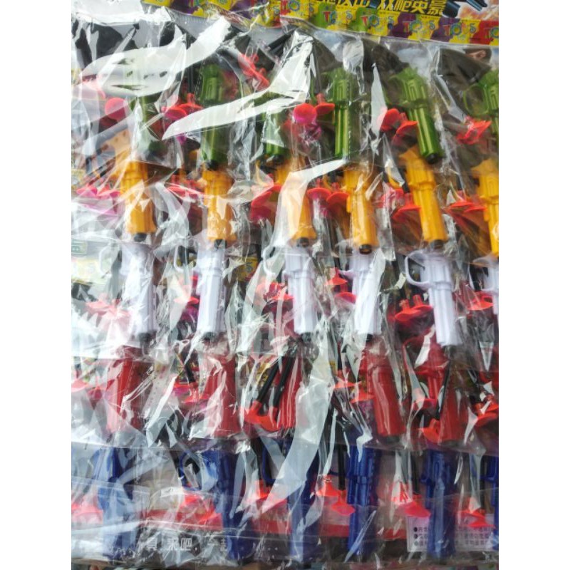 bảng S băn dính đồ chơi tuổi thơ.