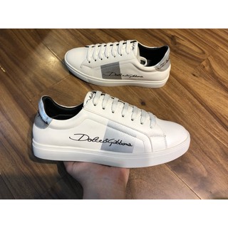 Giày nam sneaker chữ ký