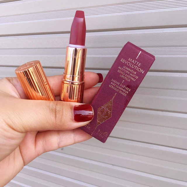 Son Charlotte Tilbury màu Bond Girl