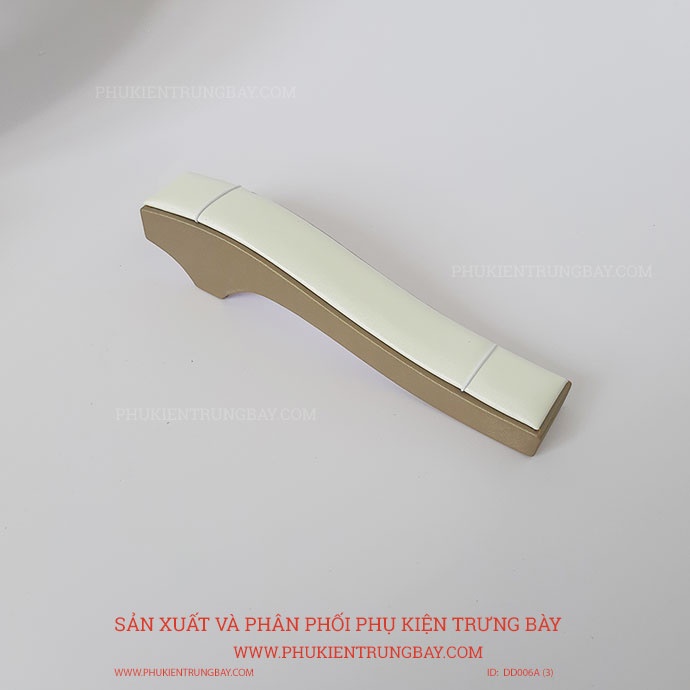 ĐẾ TRƯNG BÀY LẮC TAY TRANG SỨC MÀU TRẮNG DD006A