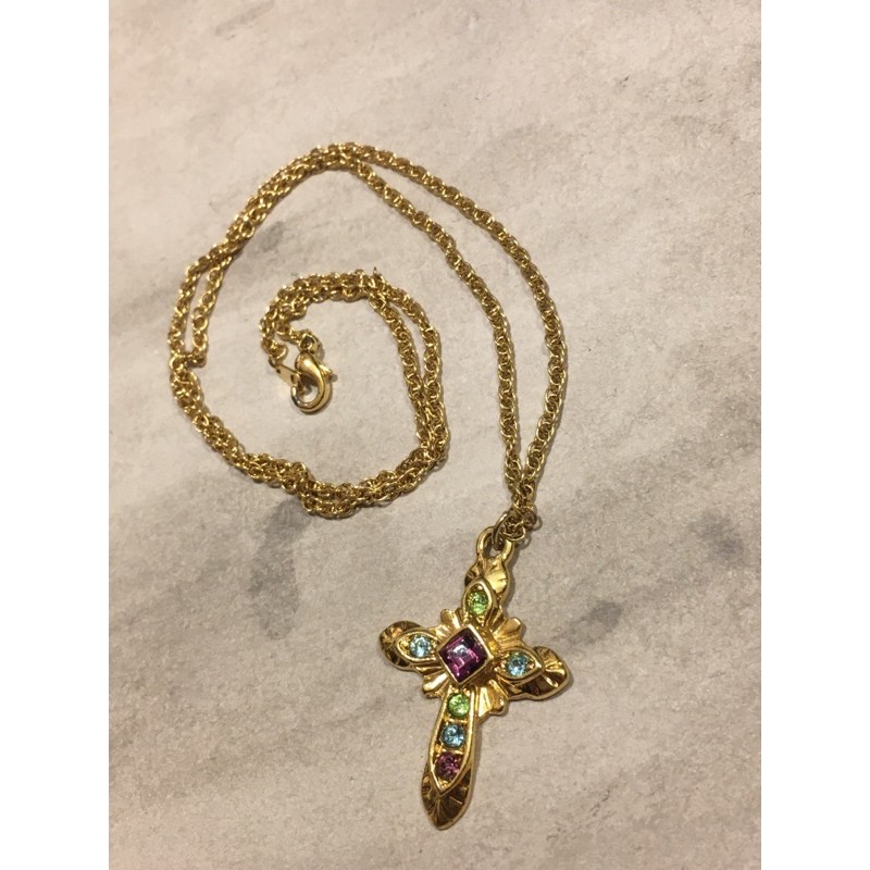 Dây chuyền vintage -mặt thánh giá đính đá màu