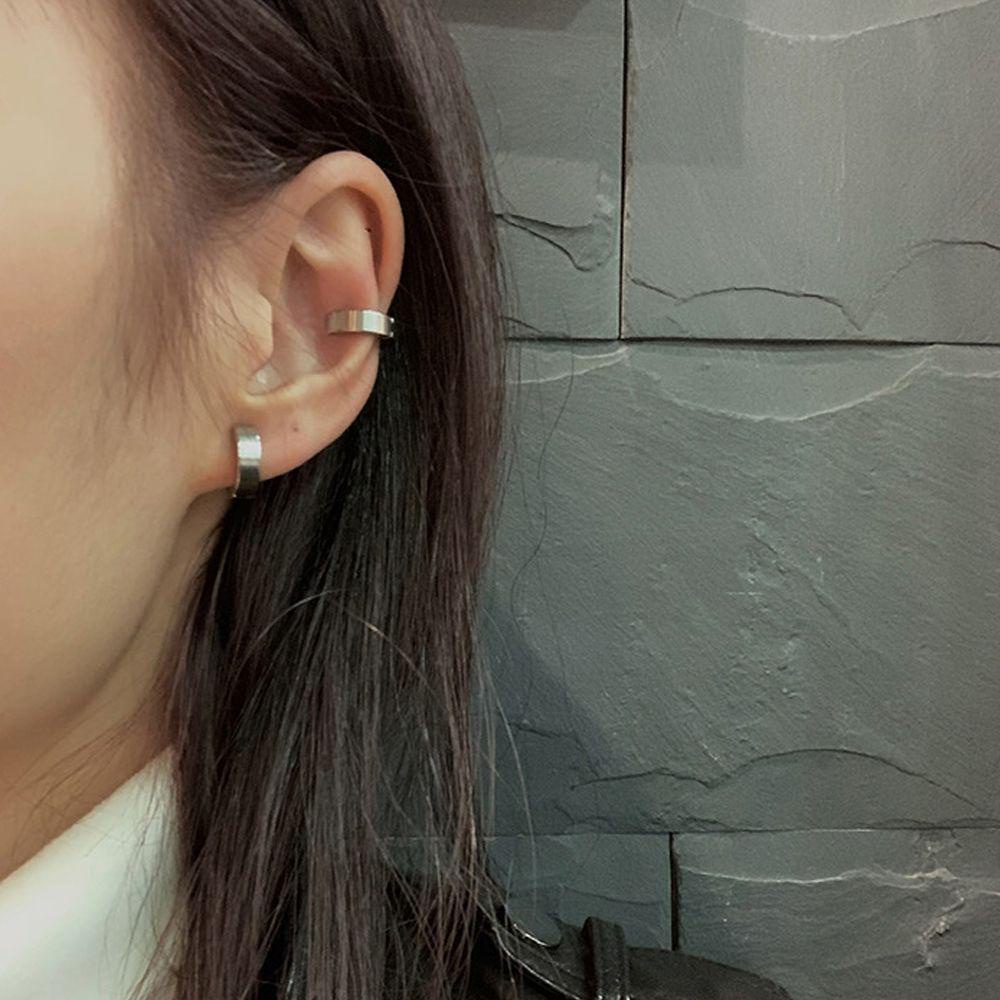 Fallforbeauty Khuyên Tai Dạng Kẹp Hình Học Không Xỏ Lỗ Phong Cách Punk Cá Tính Cho Nam Và Nữ