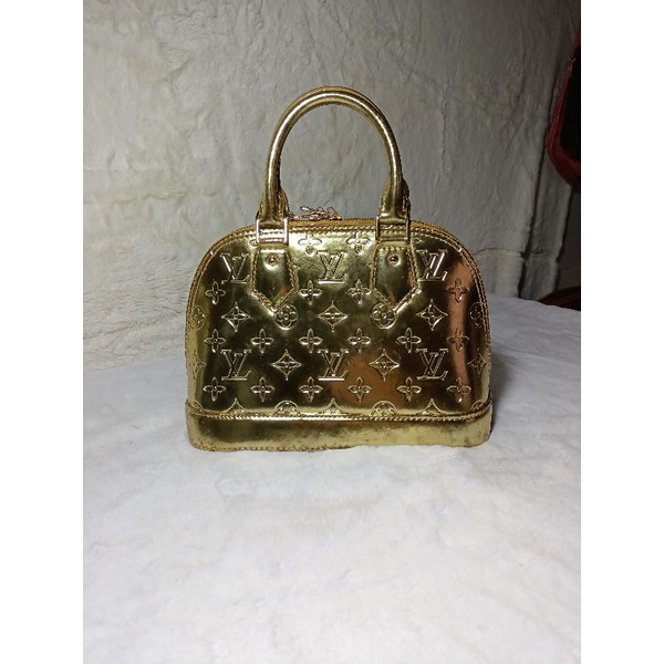 Túi xách si hiệu LV