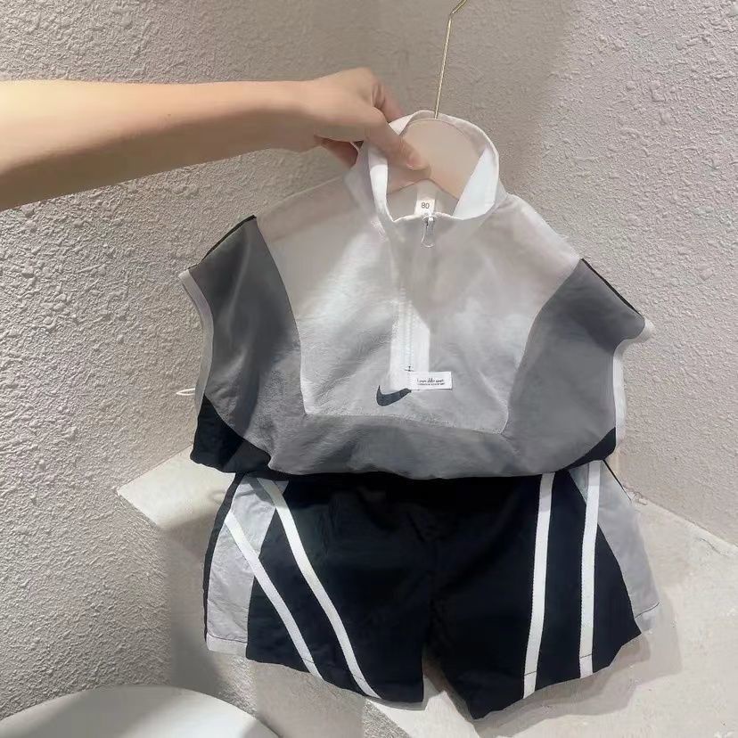 Set Áo Thun Tay Ngắn & Quần Short Cho Bé Trai