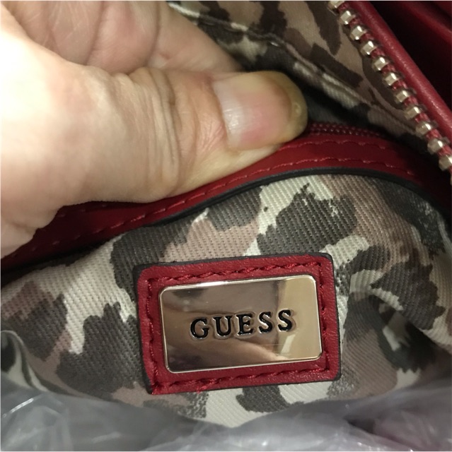 Túi xách Guess chính hãng authentic