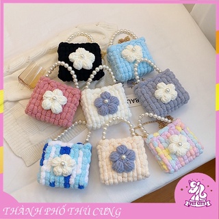 Túi len tự đan, set nguyên liệu đan túi hottrend 2022 dây ngọc cài hoa