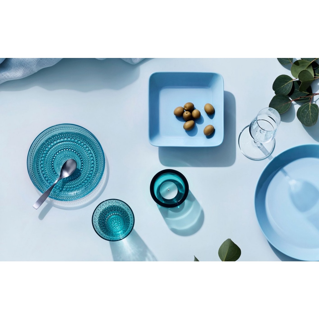 Đĩa thủy tinh Kastehelmi Iittala màu Xanh biển, đường kính 17cm