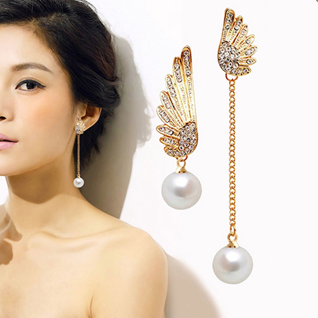 Khuyên tai kim loại thiết kế bất đối xứng hình cánh đính ngọc trai và đá sang trọng