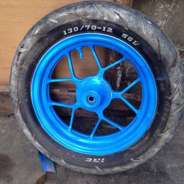 Sơn Samurai màu xanh dương huỳnh quang 58 chính hãng, sơn xịt dàn áo xe máy chịu nhiệt, chống nứt nẻ, kháng xăng