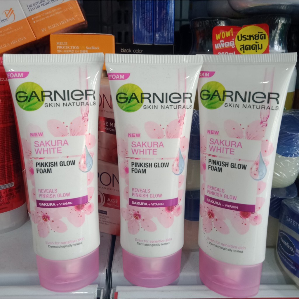 SỮA RỬA MẶT GARNIER SAKURA WHITE PINKISH RAIDANCE FOAM