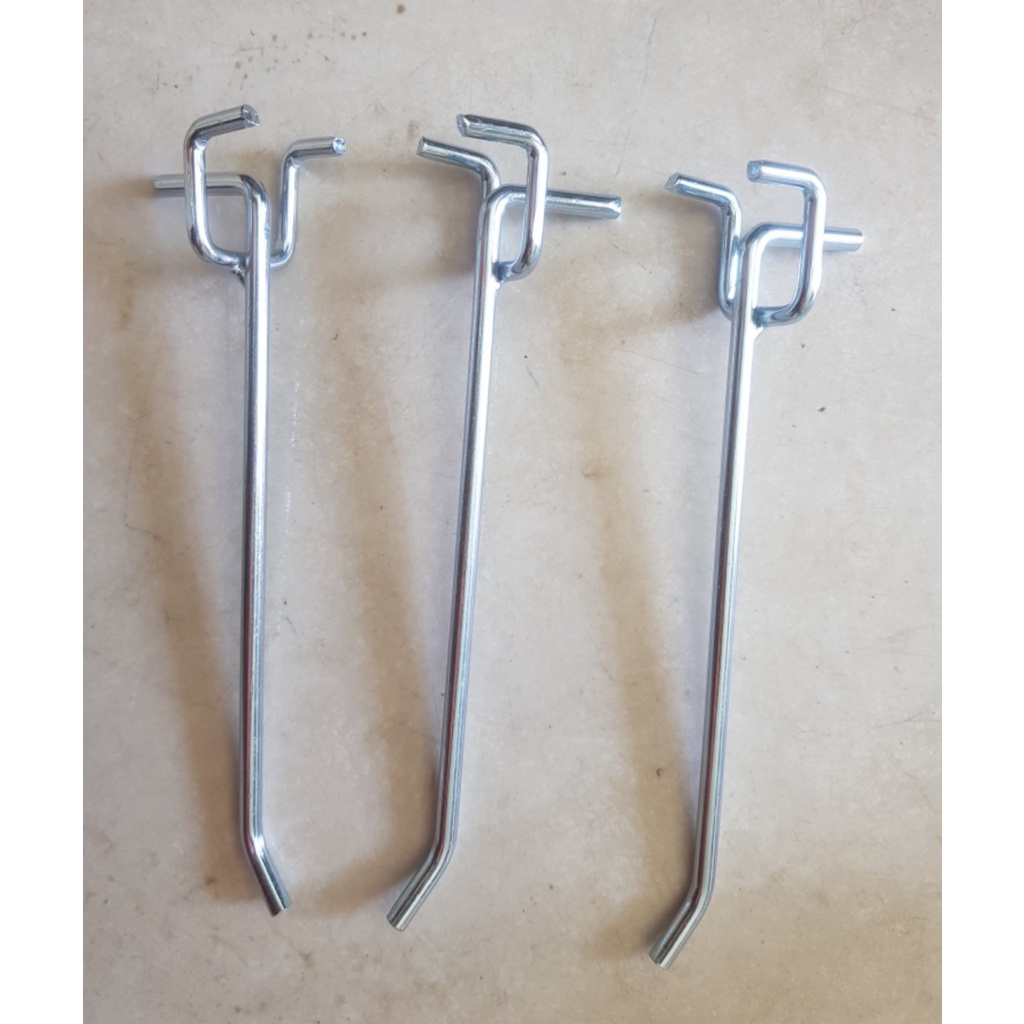 MÓC TREO 3 CHÂN CÀI TÔN LỖ NHIỀU SIZE 12-15-20-25 CM