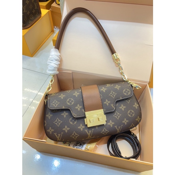 Túi LV bag kẹp nách
