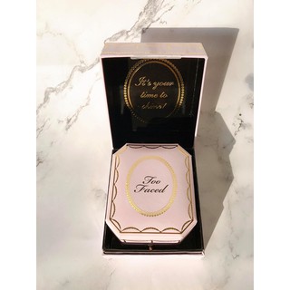 Phấn Highlight Too Faced Diamond Light Multi-Use Highlighter-Diamond Fire