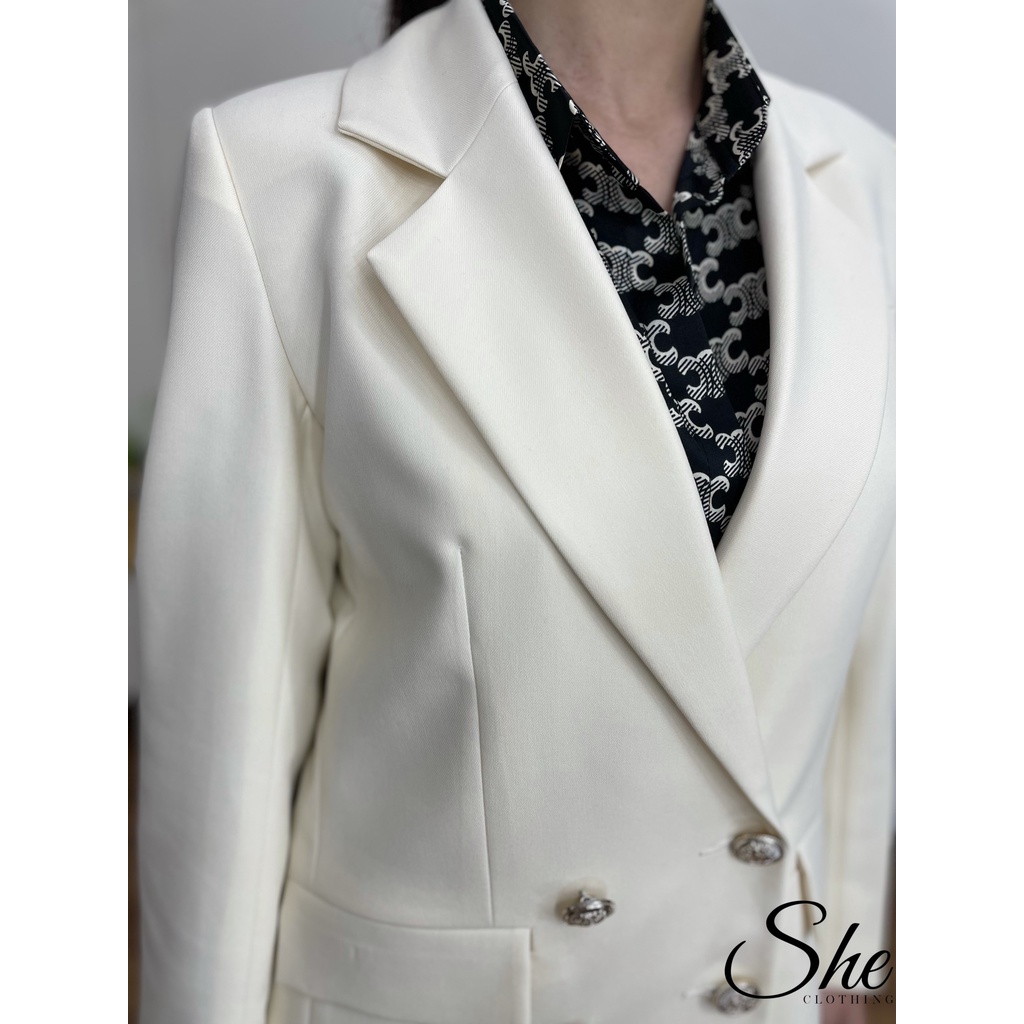 Áo Blazer tipsy trắng sữa dài tay AV024