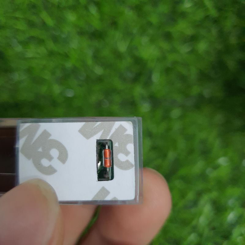 Nhiệt kế điện tử Loại dán bên ngoài bể cá - Màn hình LCD rất xịn xò