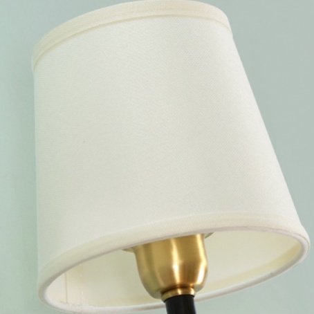 Đèn ngủ treo tường phòng khách mạ đồng chao vải UPLED kèm bóng