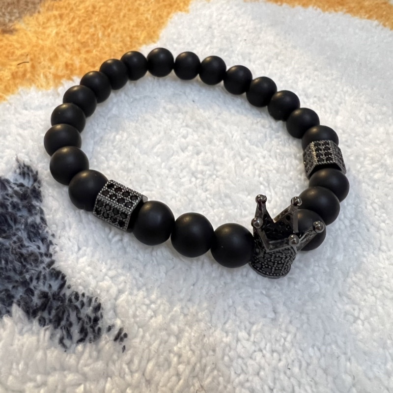 Vòng tay hạt charm nam vương miệng dành cho nam