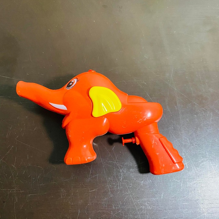 Thú bắn nước hình voi ngộ nghĩnh dễ thương