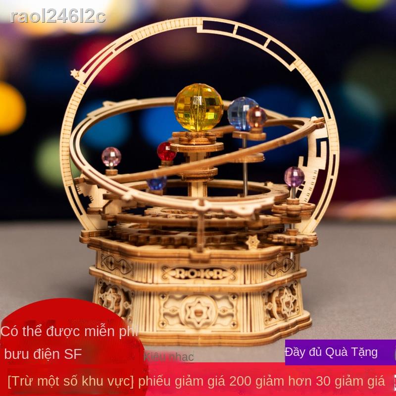 Ruotai Ruoke Hộp âm nhạc cơ học Tự làm Hộp âm nhạc bằng gỗ lắp ráp Ngôi sao tình yêu Đồ chơi sáng tạo dàn