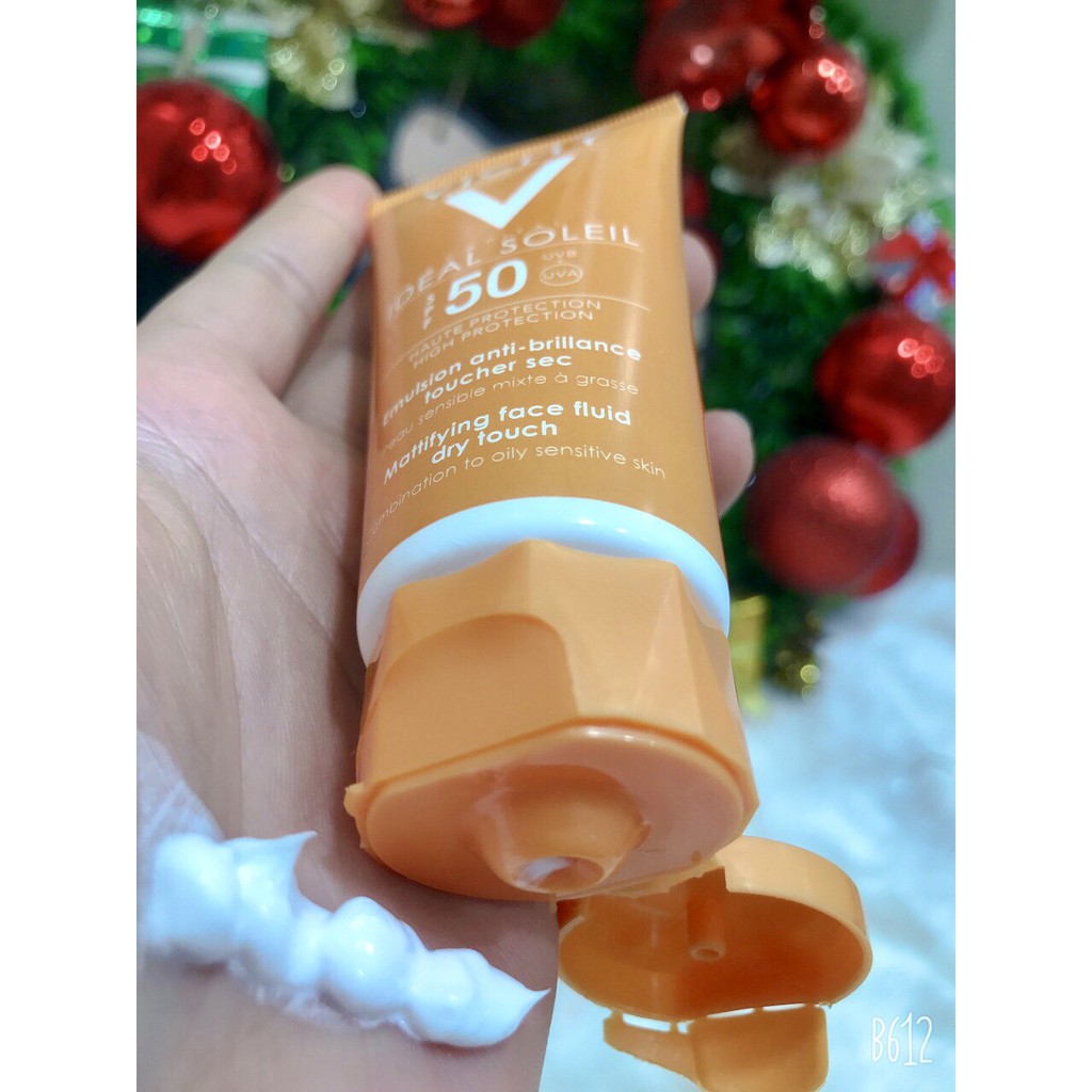 Kem chống nắng VICHY Spf 50+ | BigBuy360 - bigbuy360.vn