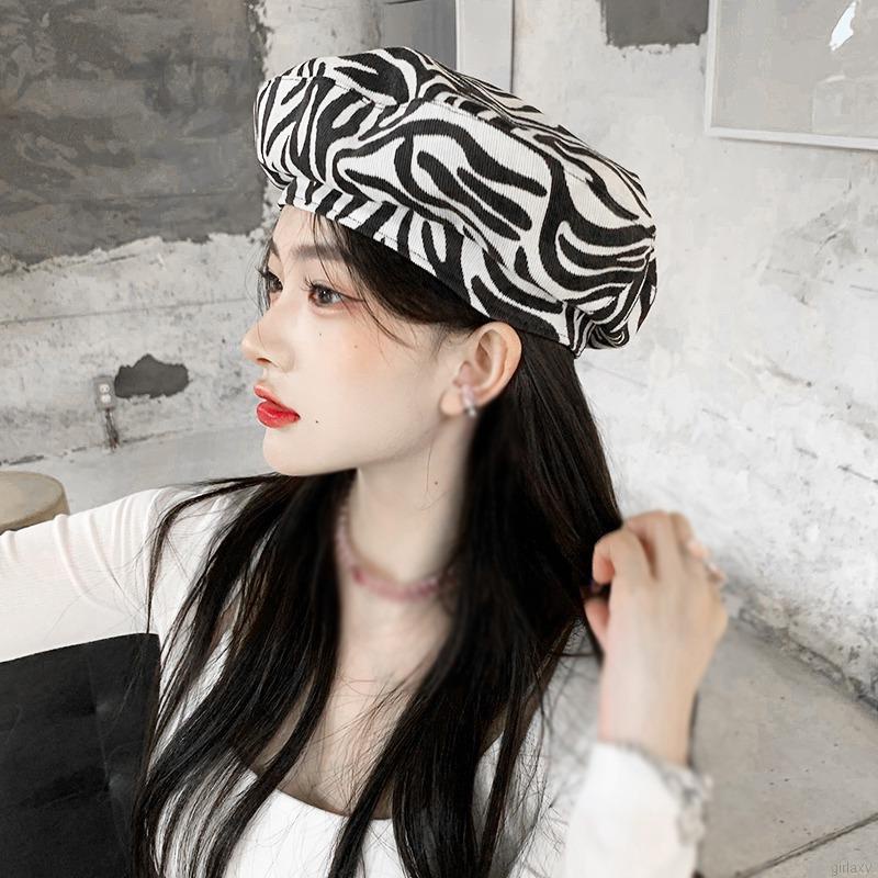 Mũ beret họa tiết sọc ngựa vằn thời trang Hàn Quốc cho nữ