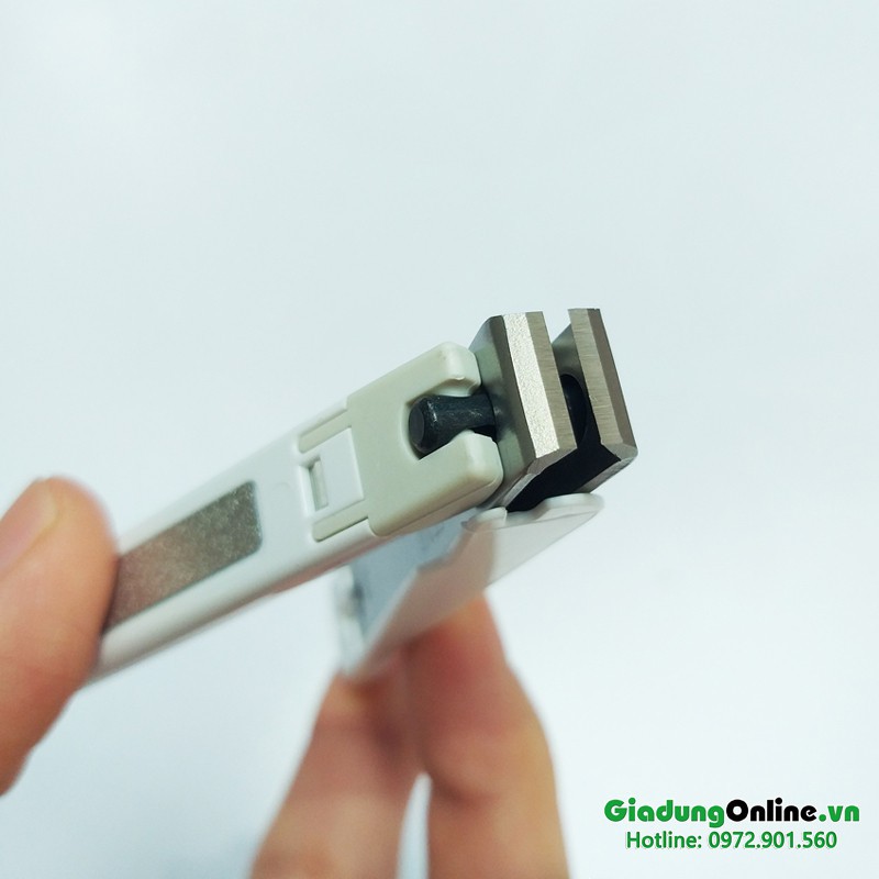 Bấm móng tay KAI Type W001 hàng Nhật màu trắng