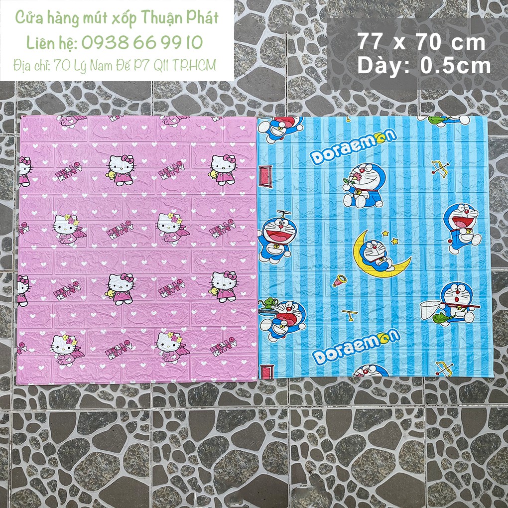 Xốp Dán Tường 3D Trang Trí Hình Doraemon Và Hello Kitty (Giả Gạch)