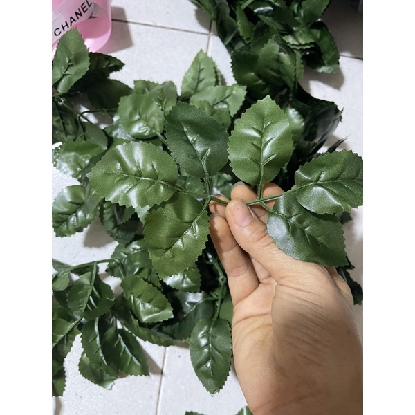 100gr lá hoa hồng dùng để trang trí