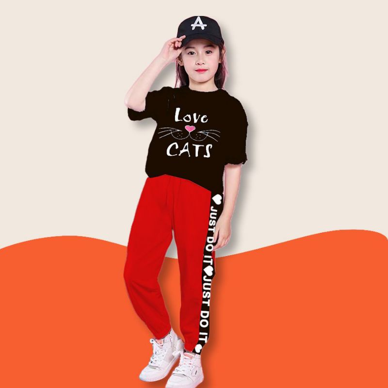 Bộ tay ngắn quần dài bé gái hình Love Cat xinh xắn quần phối MOMMAX KIDS cho bé từ 4- 14 tuổi