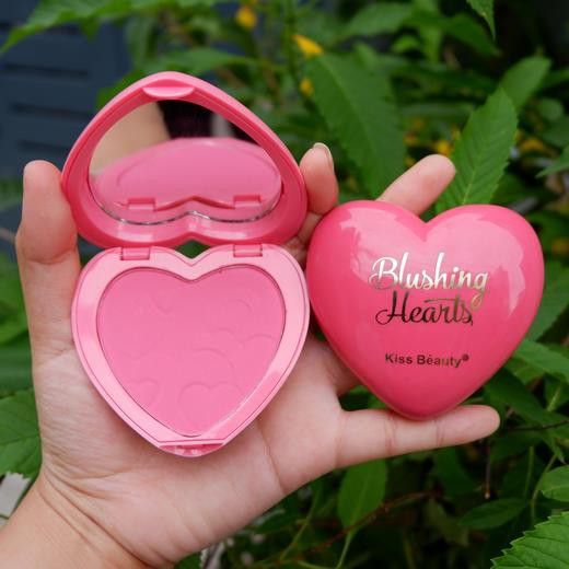 Phấn má trái tim Kiss Beauty blushing, sweet heart hàng chính hãng nội địa | BigBuy360 - bigbuy360.vn