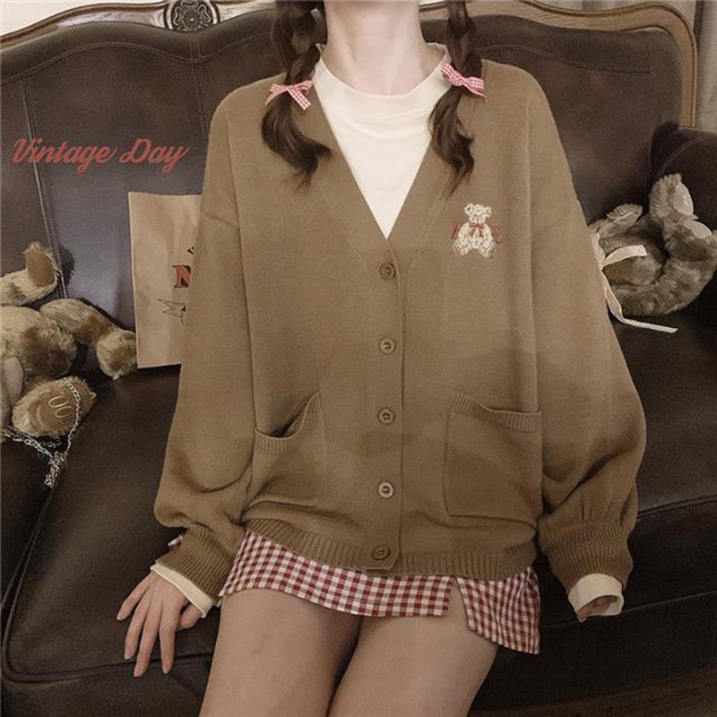 Áo khoác cardigan IELGY chất liệu dệt kim cổ chữ V dáng rộng in họa tiết gấu phong cách Nhật Bản Hàn Quốc cho nữ
