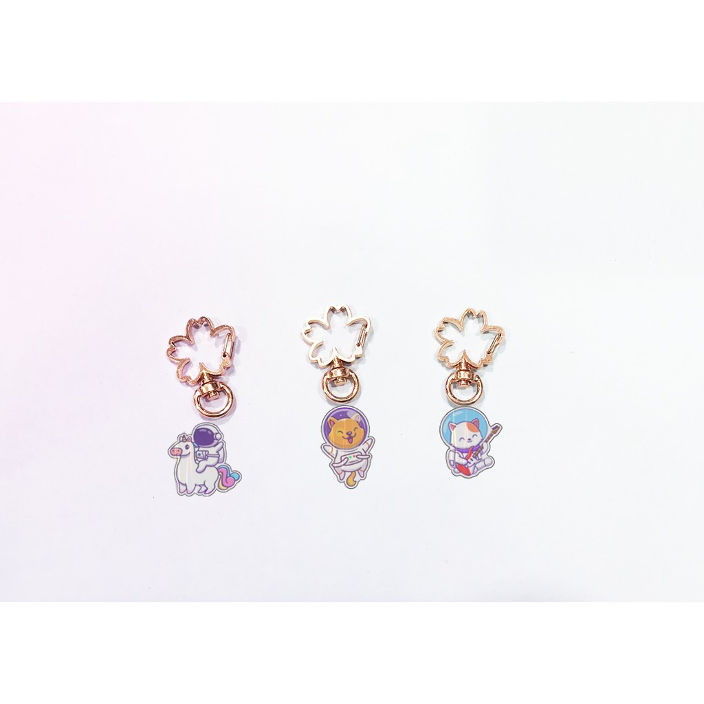 Móc chìa khoá phi hành gia mica hologram MKMH37 cute dễ thương hoạt hình thần tượng