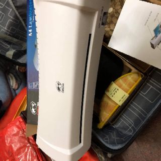 Máy ép plastic khổ lớn a4