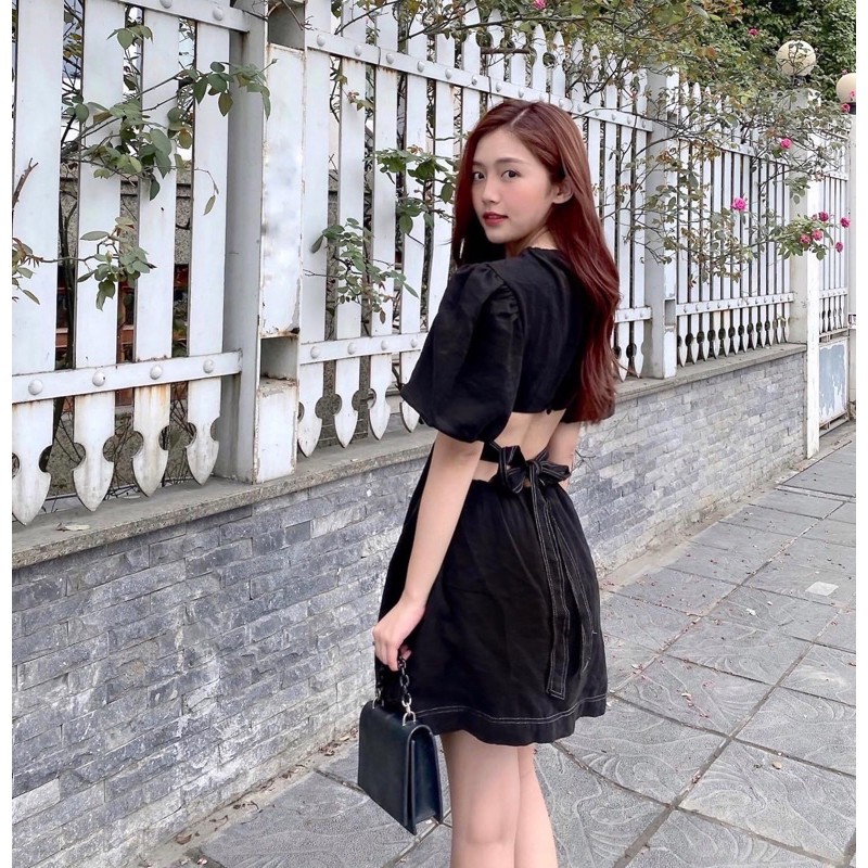 ĐẦM ĐEN ANNA DRESS thiết kế cut-out hở lưng sexy phần eo bo chun co giãn sau lưng thắt nơ có lót trong chất kaki chéo