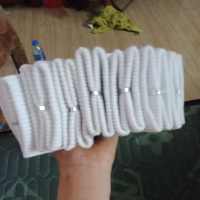 tất adidas vs tất nike